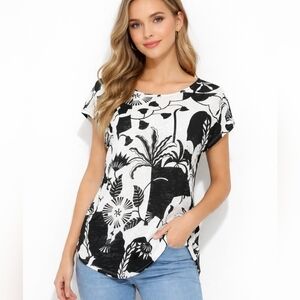 Nicole Miller 100% Linen Top Blouse Black White Floral Print Short Sleeve Size M